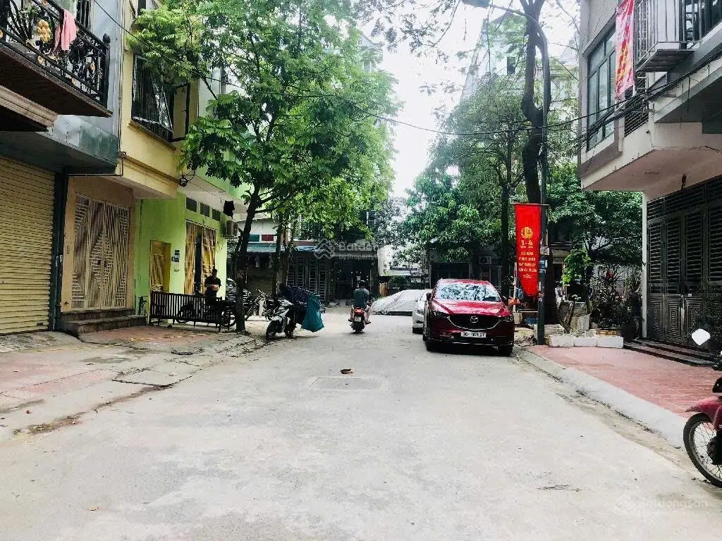 BÁN NHÀ PHÚ DIỄN - BẮc TỪ LIÊM Ô TÔ QUA CỔNG 42 M GIÁ 4 TỶ 350