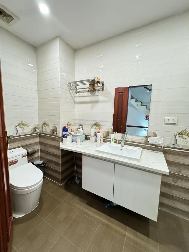 Bán nhà mặt phố PHÙNG KHOANG 105m2- mặt tiền 7.5m- 4 tầng - 21 tỷ 500