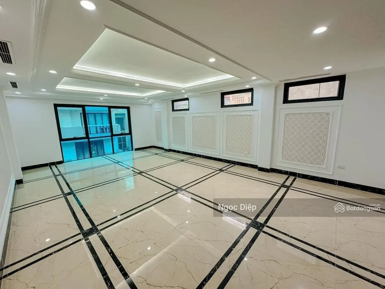BÁN TOÀ VP MẶT PHỐ QUAN NHÂN QUẬN THANH XUÂN. 9Tầng- 70m - 32.5tỷ 0945 453 ***