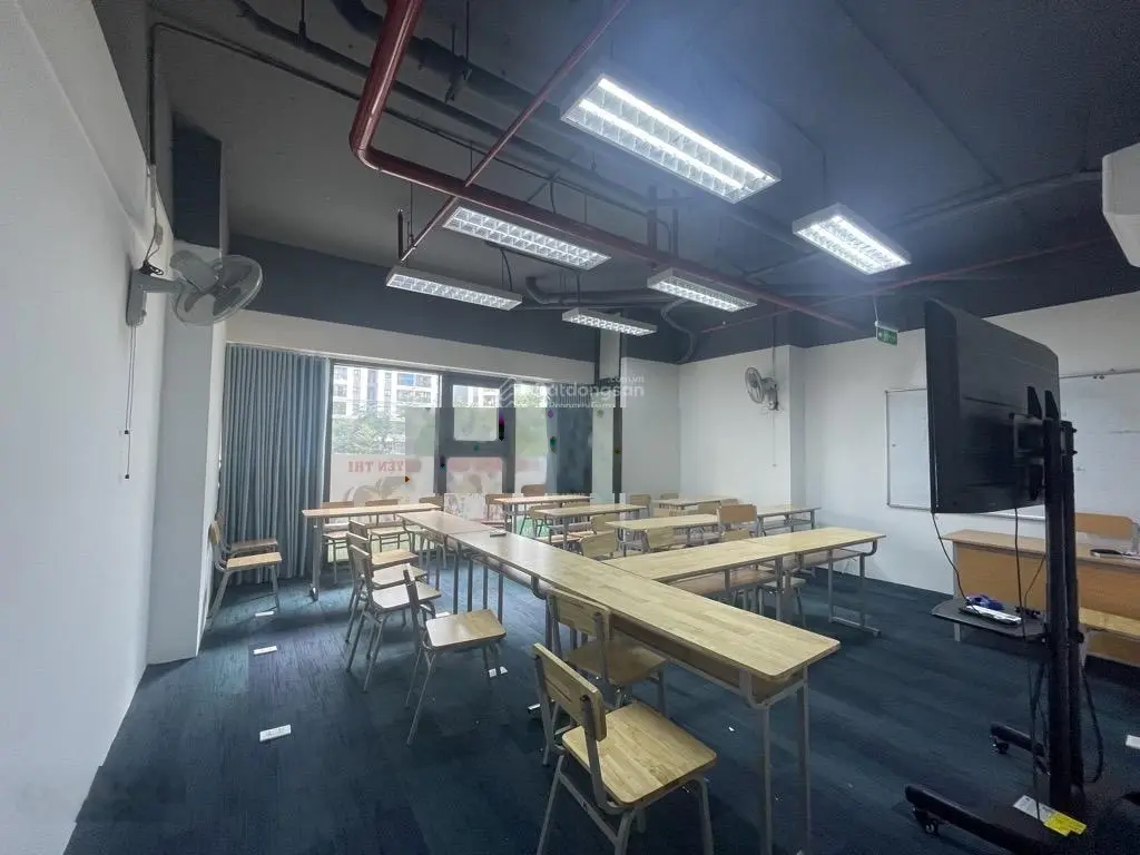 Bán Tầng 1+2 Chân Đế Shophouse 140m2 MT 9m.10,8 tỷ