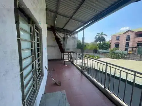 Bán đất 40m2 mt8.77m giá 4,4 tỷ tặng nhà 2 tầng - phố kẻ tạnh, giang biên, long biên