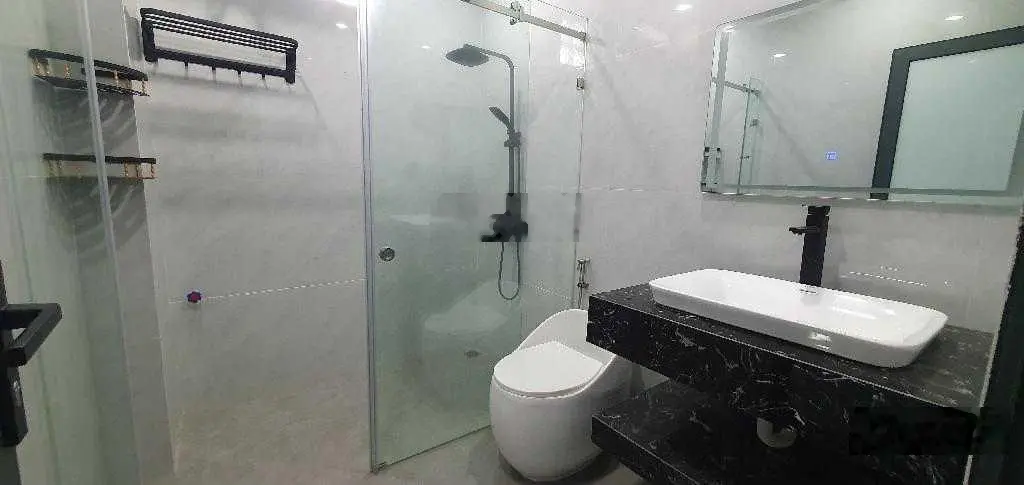 Bán nhà 6 tầng thang máy tại Hồng Tiến, Long Biên. Diện tích 52m2, 6 tầng thang máy