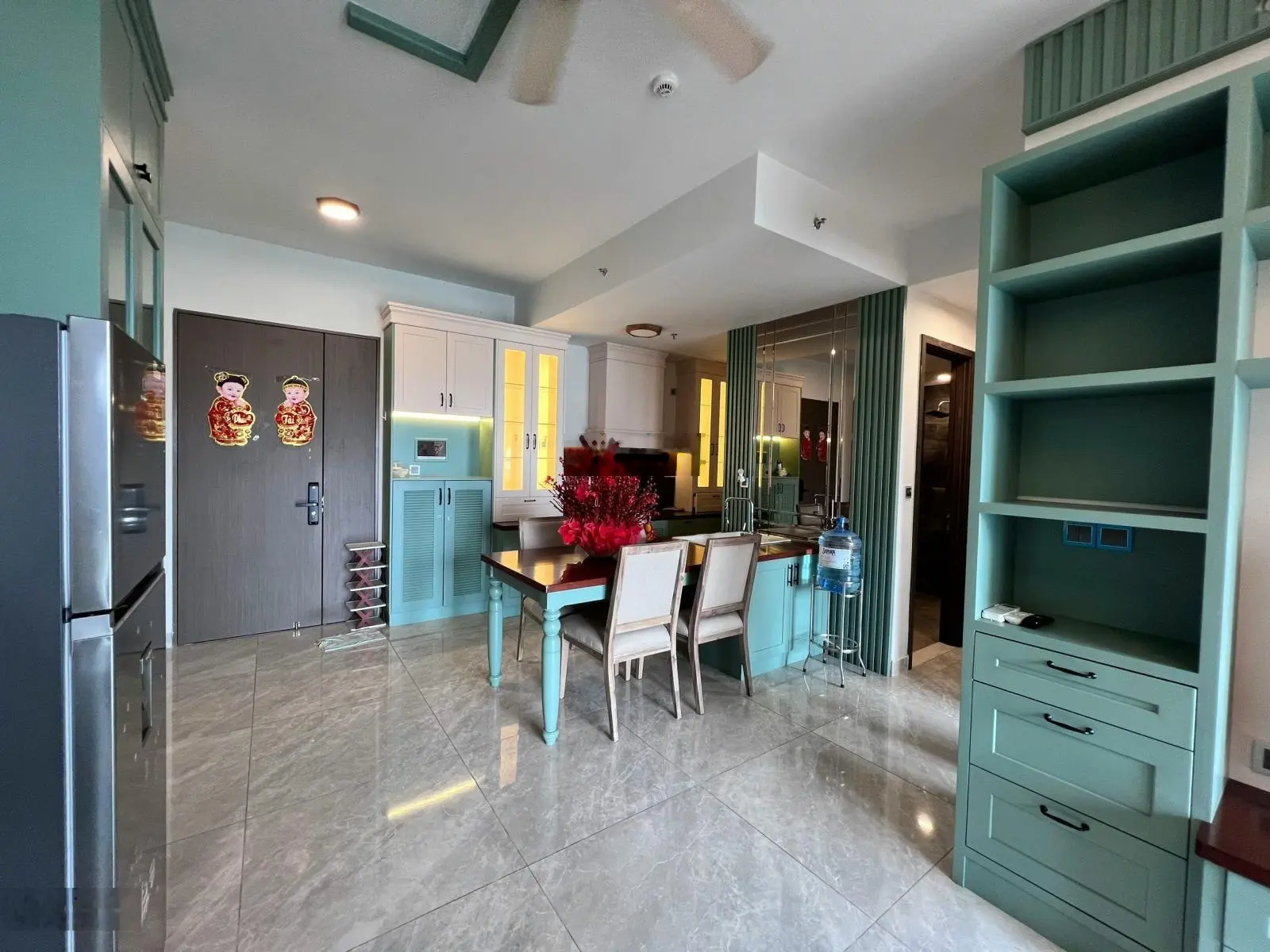 Bán căn hộ cao cấp The Peak Midtown Phú Mỹ Hưng, 81m2 2PN - 2WC, nhà mới, đẹp giá bán rẻ 7,3 tỷ vnđ