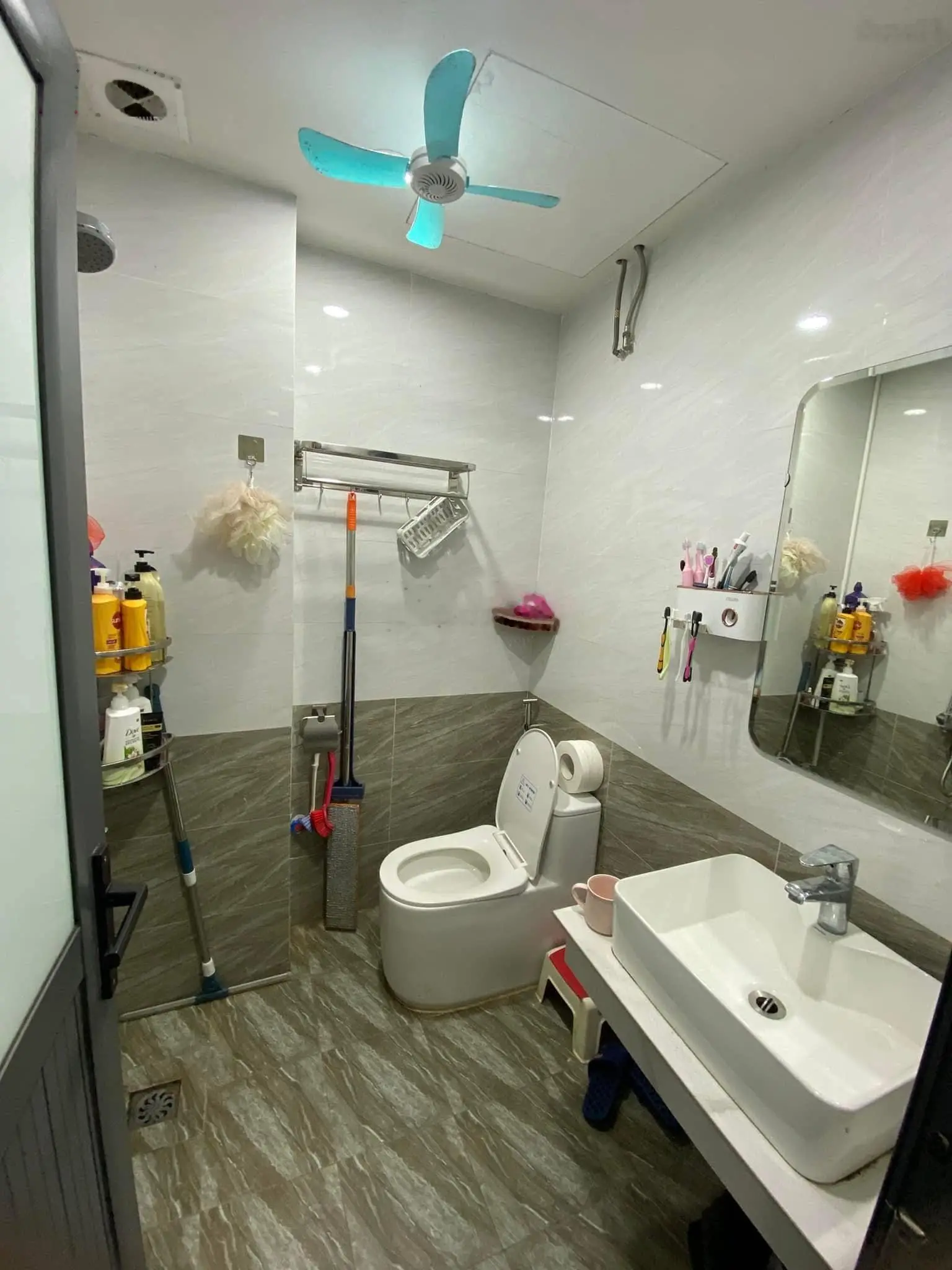 Bán nhà dân xây Tây Mỗ Nam Từ Liêm 37m2, 4 tầng, 5.8 tỷ. LH 0981863359