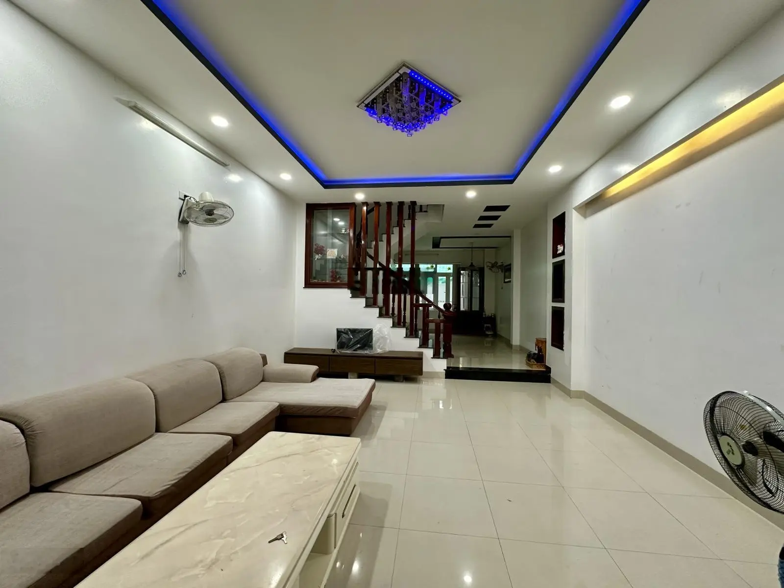 Bán nhà 3 tầng hướng Đông Nam KĐT Phước Long dt 80m2 ngang 5m đường rộng 16m
