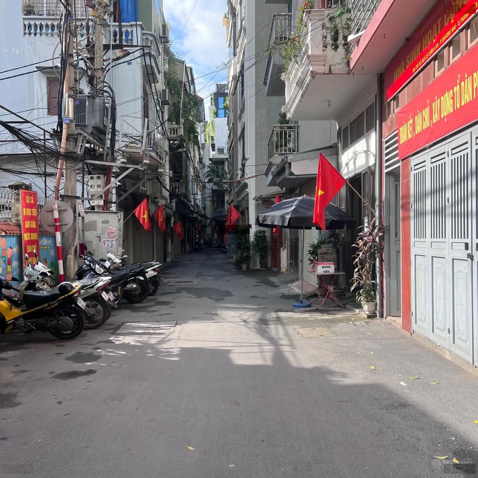 Phân lô Cù Chính Lan, Thanh Xuân 2 oto tránh, ngõ thông, kinh doanh, DT 80m2 giá: 18.9 tỷ