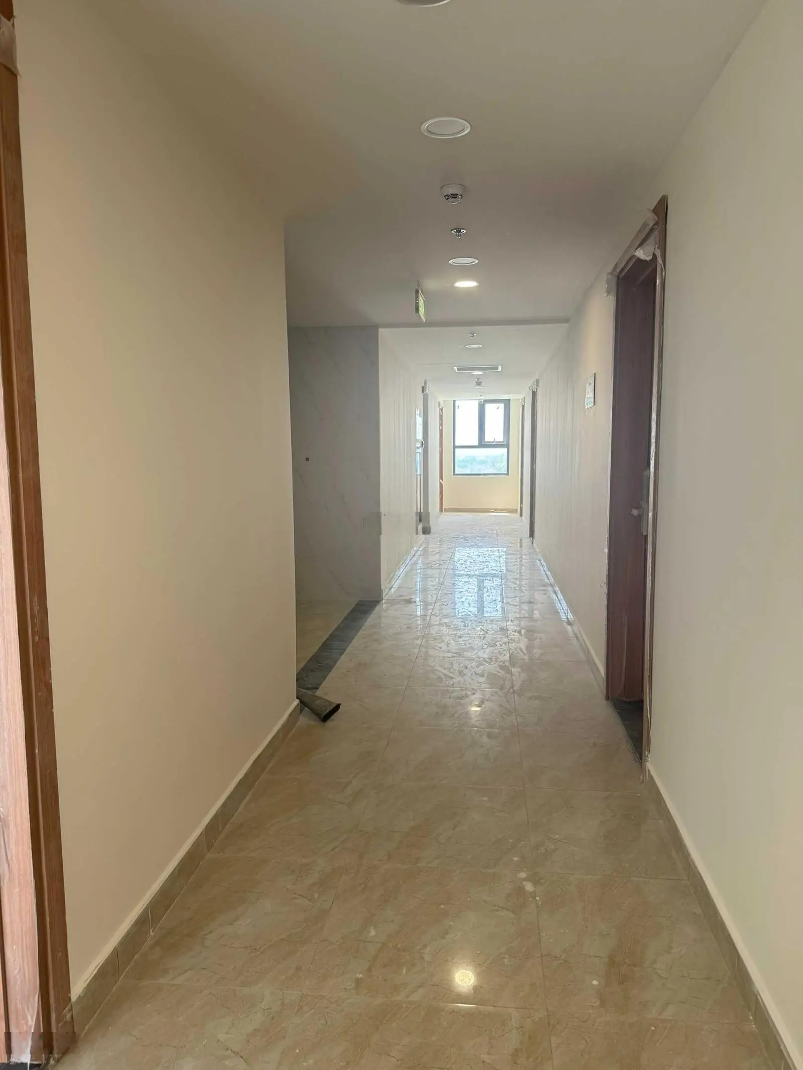 Chỉ cần trả trước 160tr, chiết khấu lên đến 9%, quà tặng an cư lên đến 100tr LH: 0909 615 ***