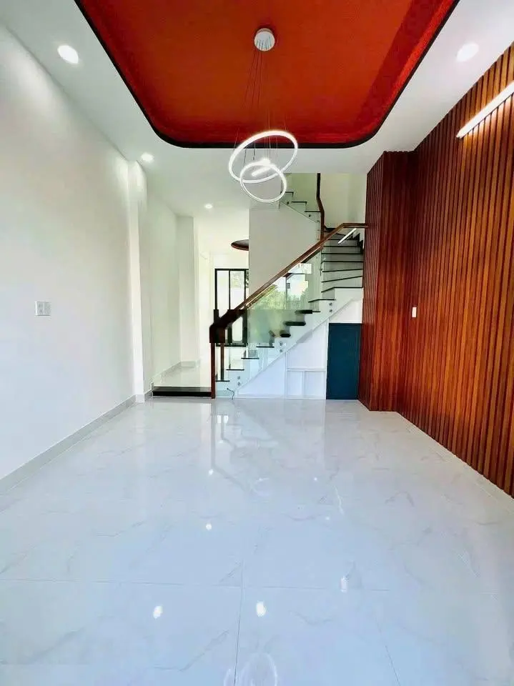 Nhà sổ sẵn ngay vincom plaza, giá chỉ từ 1.95 tỷ, 3pn-3wc, trường thọ, thủ đức, sổ sẵn, đủ tiện ích