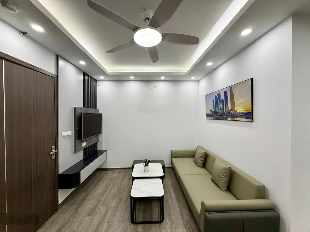 Bán gấp căn 56m2 - 2ngủ&2 vệ sinh HH1 Linh Đàm Hoàng Mai Hà Nội. Lh: 0966 455 *** em Thuỷ