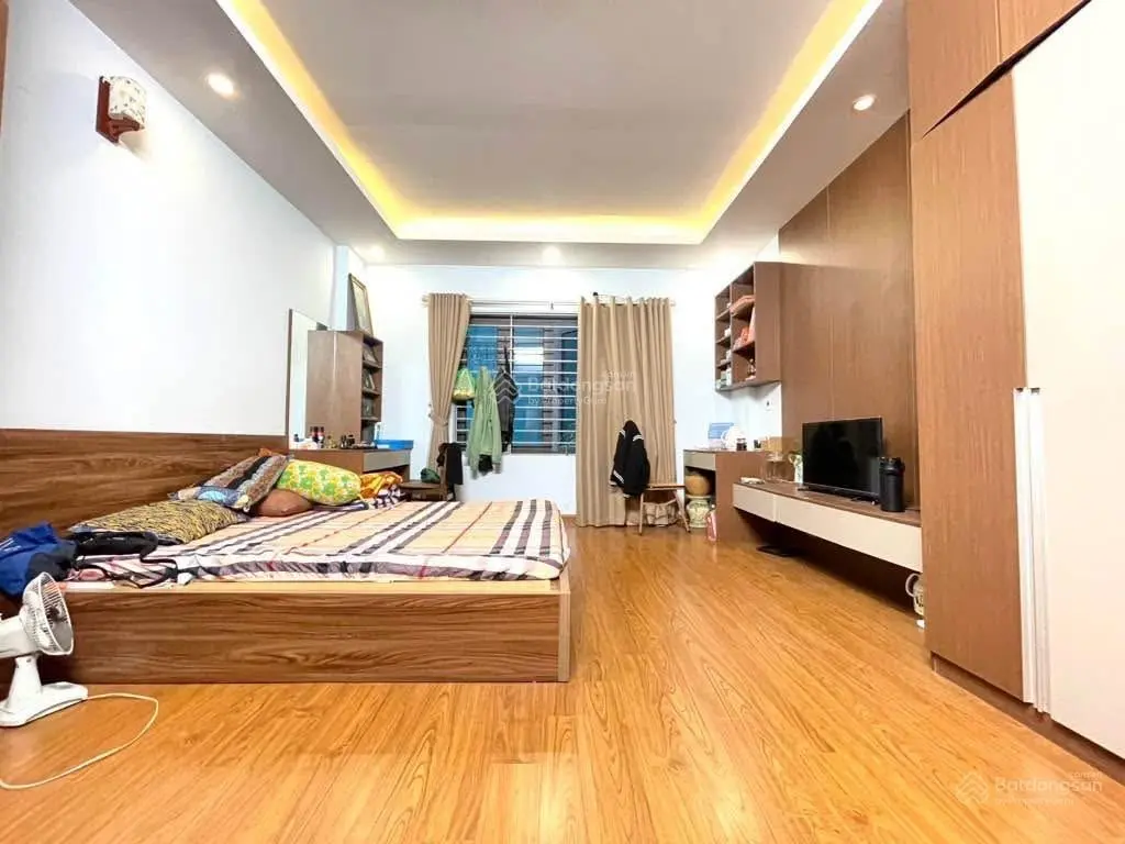 Bán Nhà Kim Mã Ba Đình 68m-5 tầng , Ngõ Thông Kinh Doanh , Dân Xây Ở Ngay , Gần Phố , SIêu Đẹp