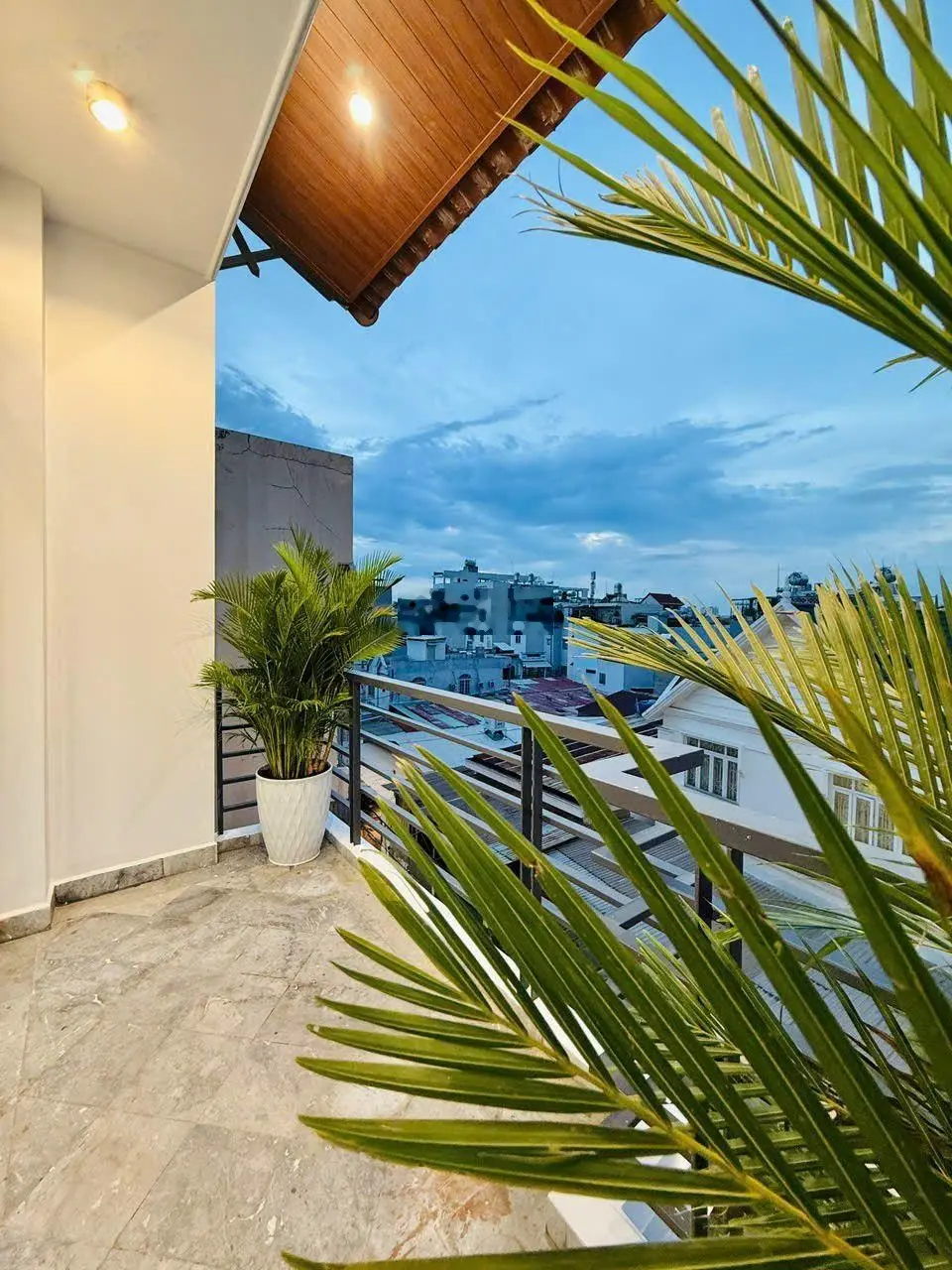 Bán nhà đẹp nhất khu vực tân bình - gò vấp - nhà góc 2 mặt tiền - hẻm xe tải .