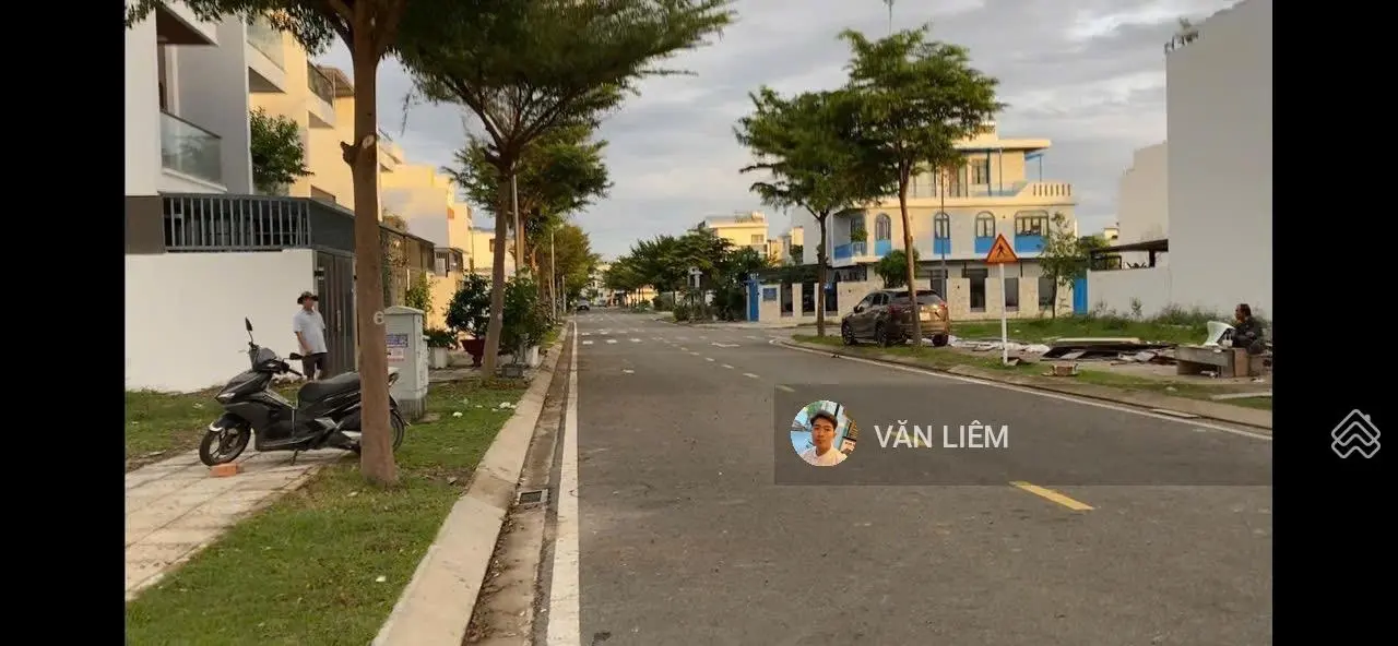 Cần bán lô sạch đường thông 16m KĐT Mỹ Gia, Gói 2, giá 30tr/m2. Diện tích 100m2 ngang 5m