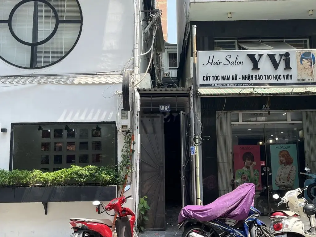 Độc lạ Sài Gòn ! Không phải mặt tiền nhưng có vị trí mặt tiền