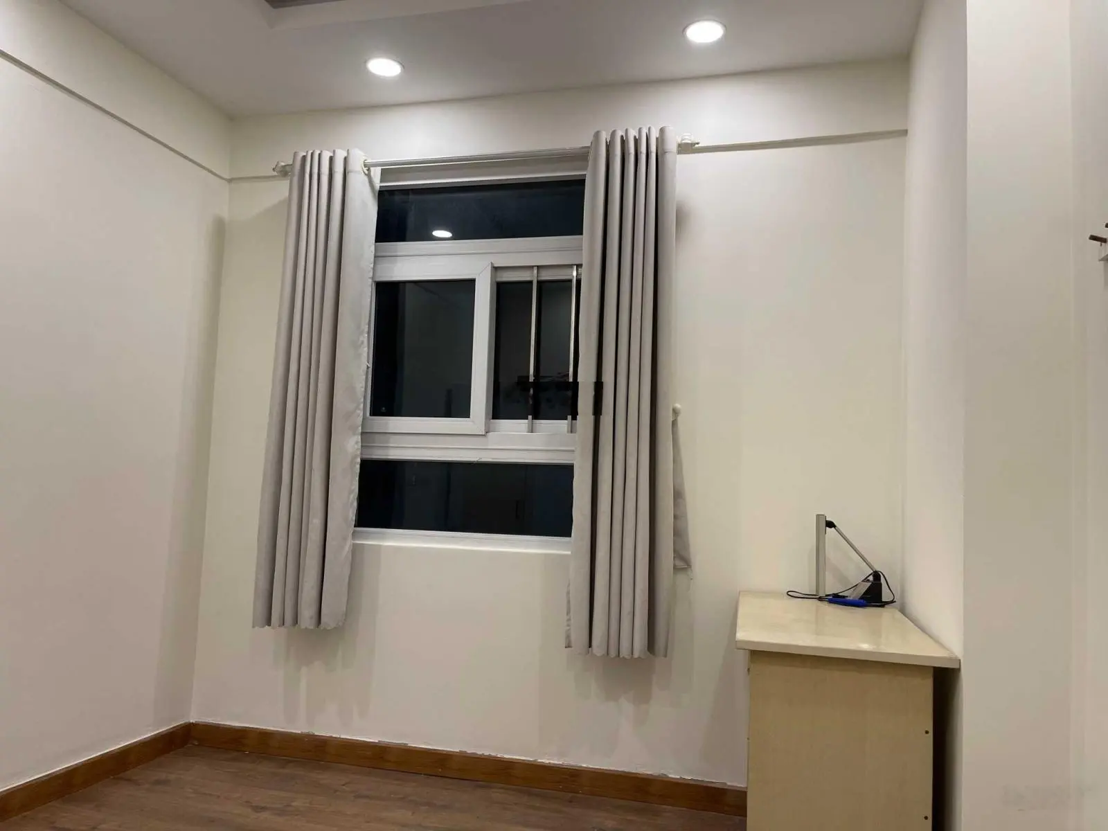 Cần bán căn hộ Sunview Town 2PN2WC 59m2 nội thất full đẹp ĐÃ CÓ SỔ ở Thủ Đức giá chỉ 1tỷ820