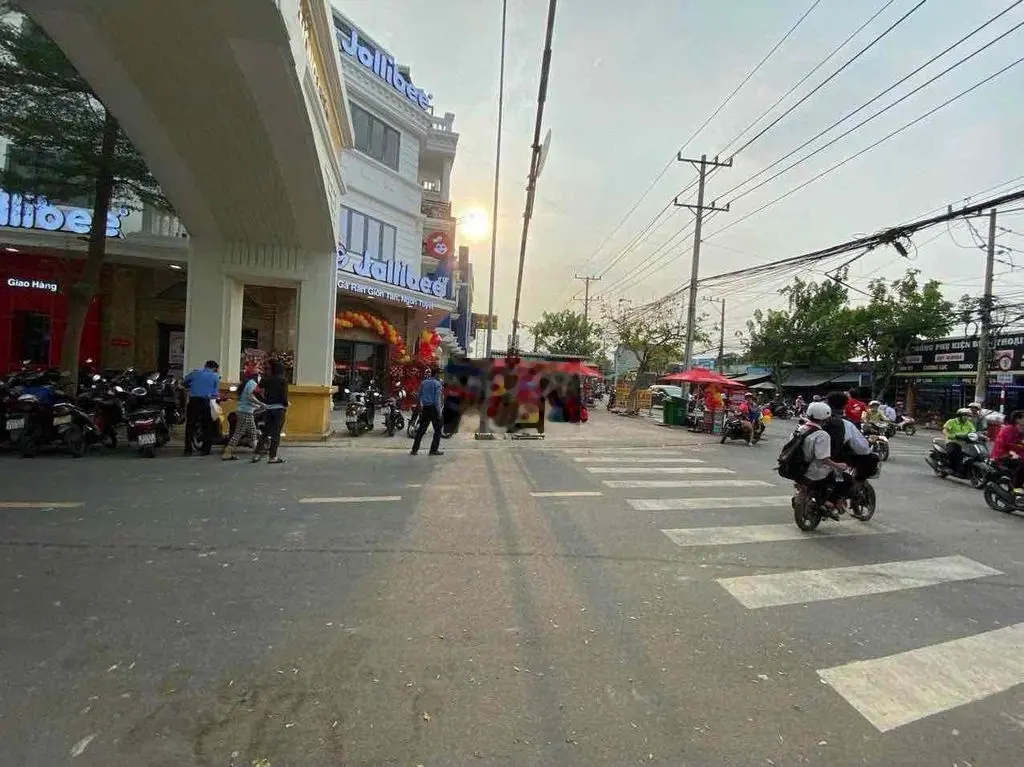 BÁN NHÀ SAT BÊN VISHIP 1 -AEON THUẬN AN .