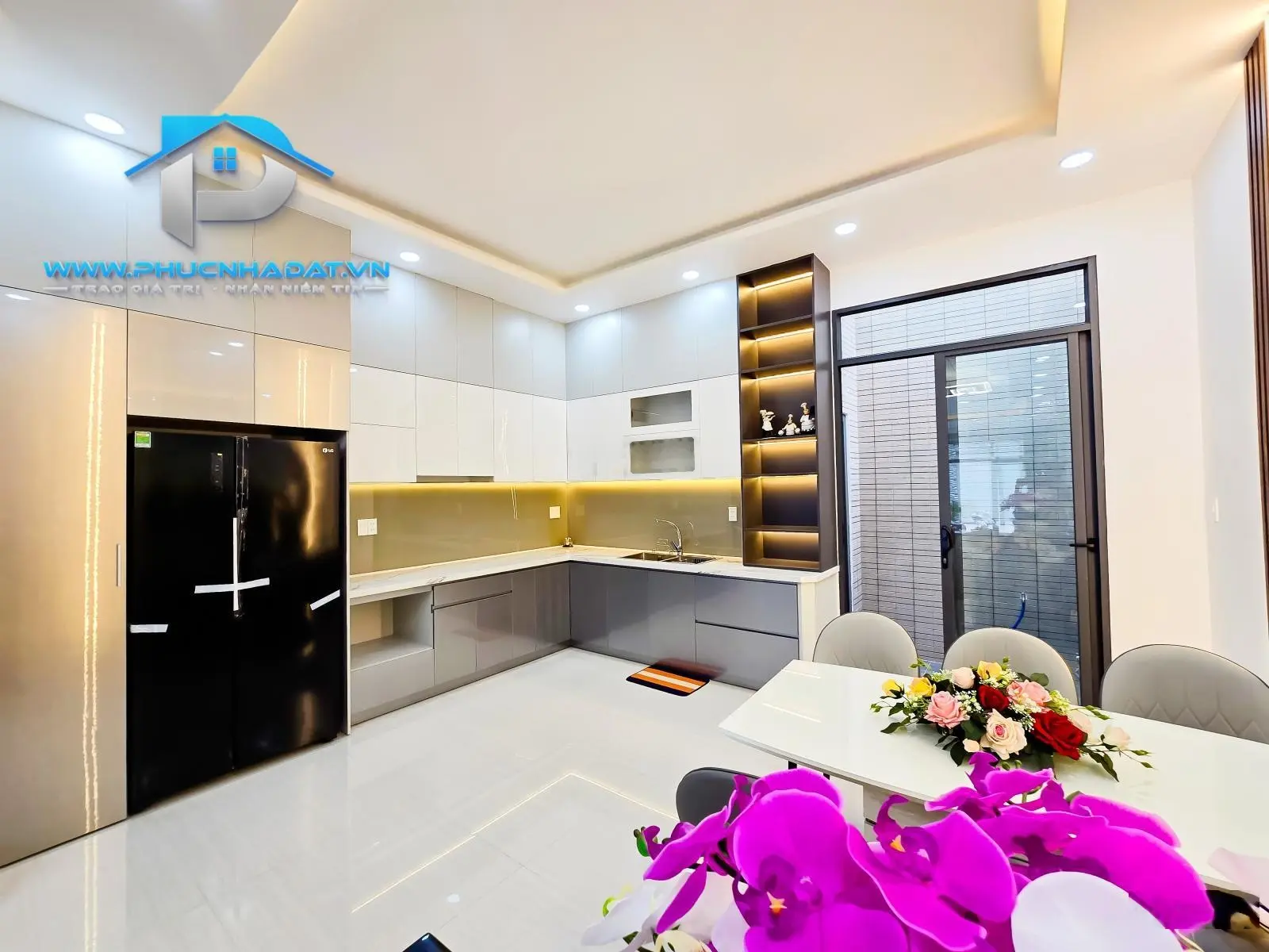 CƠ HỘI SỞ HỮU NHÀ ĐẸP MÊ LY ĐẦY ĐỦ NỘI THẤT ĐƯỜNG HUỲNH TẤN PHÁT - GIÁ 8.6 TỶ, 5X17M