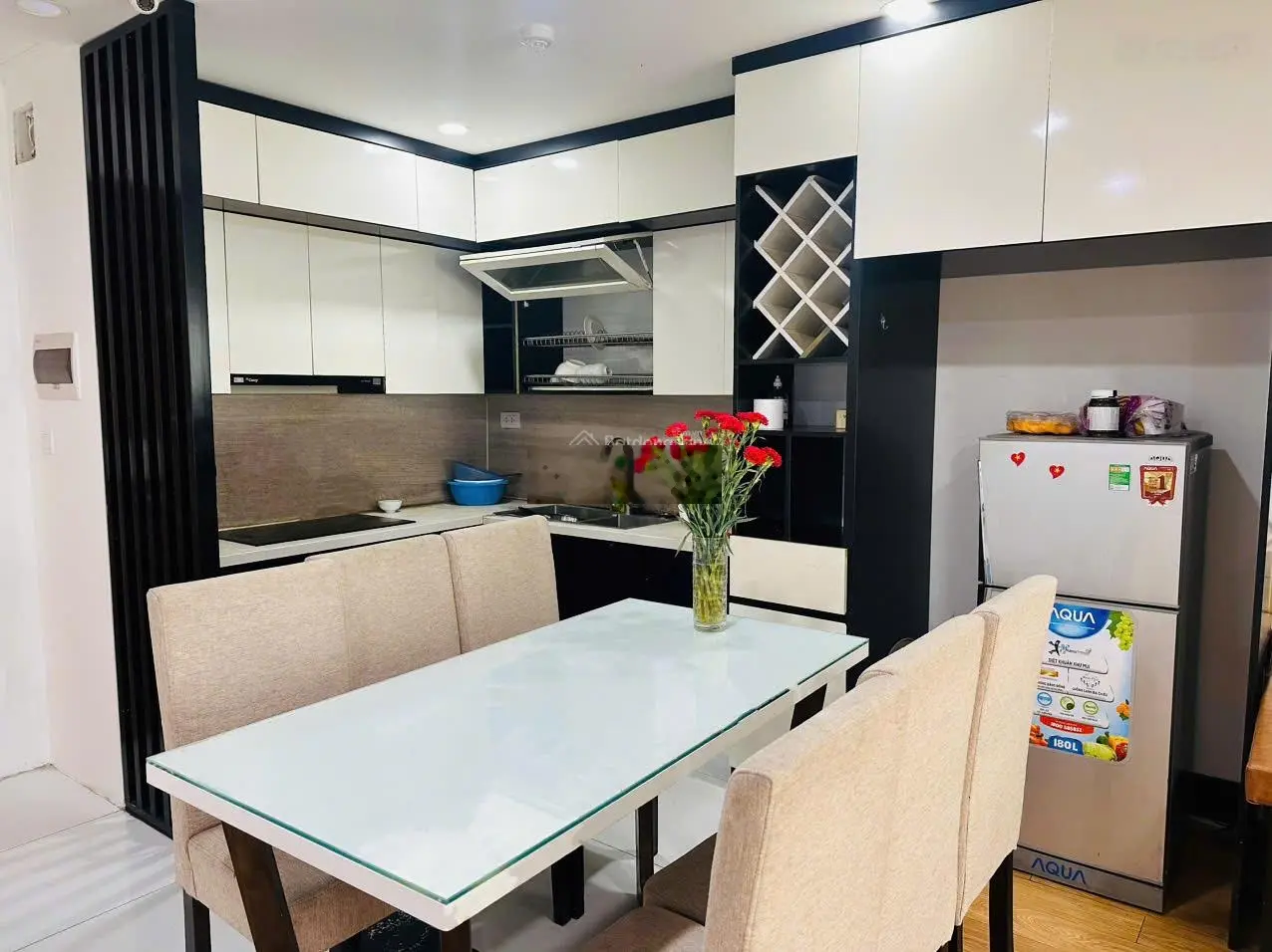 Bán gấp căn hộ 2 ngủ 80.6m2 chung cư Garden Hill 99 Trần Bình