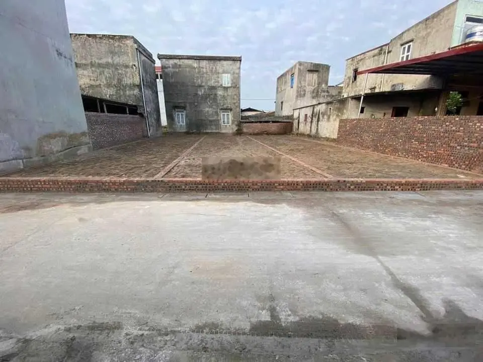 Bán đất Đào Xuyên. 110m2 * MT 5,7m * 3,7 tỷ. Ô tô vào. Nở hậu