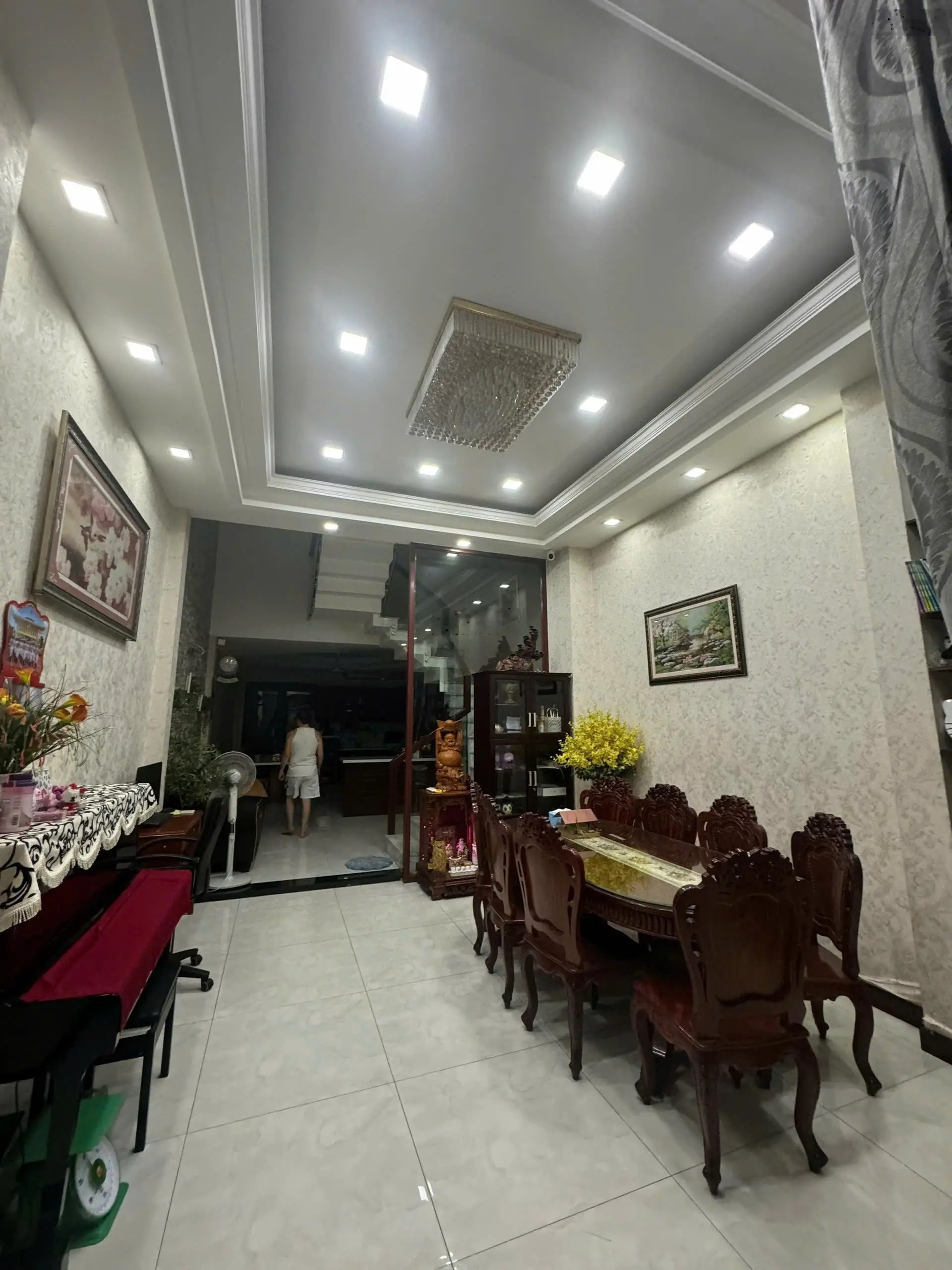 Bán nhà 4,5x20m nhà 3 lầu, khu nội bộ đường Nguyễn Văn Săng