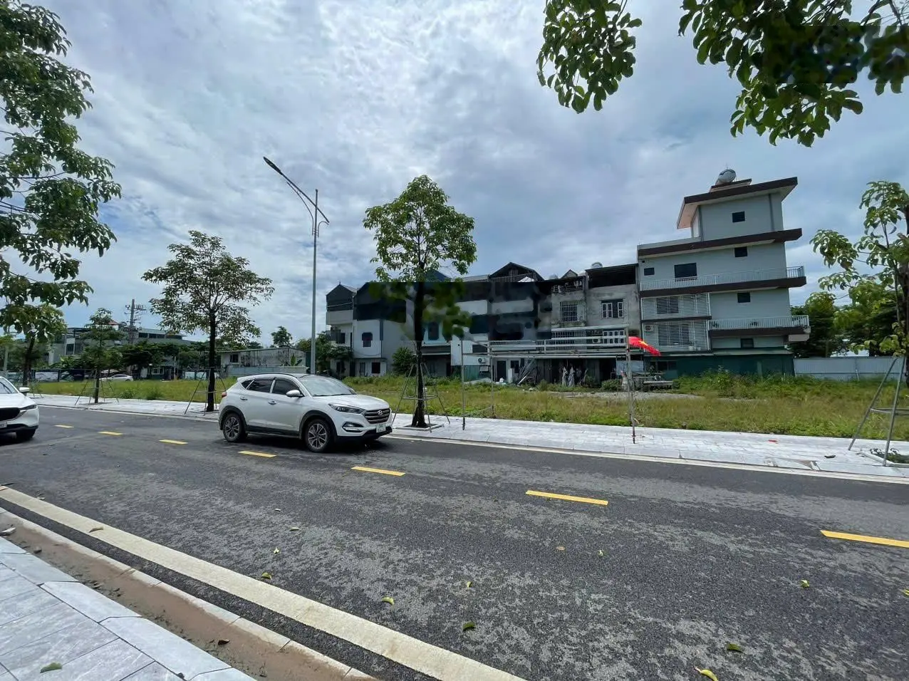 Bán lô liền kề ngay góc chợ dự án Riverview Lương Sơn 105m2 giá cực tốt 24.5tr/m2