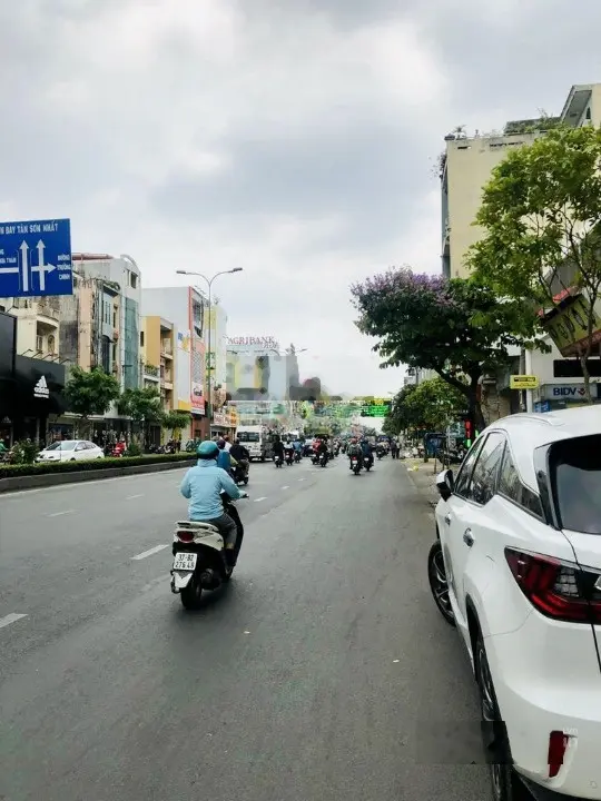 Chỉ 115tr/m2 - Nhà 97m2 ngang 5,2m ngay Cộng Hòa - Đường 8m thông sát bên Etown P13 QTB