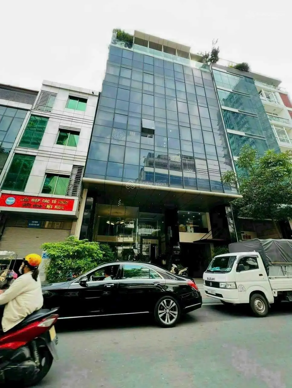 Bán building hầm 8 tầng mặt tiền Hoàng Văn Thụ, Q. Tân Bình (DT 12.5x22m) HĐT 250 tr/th. Giá 68 tỷ