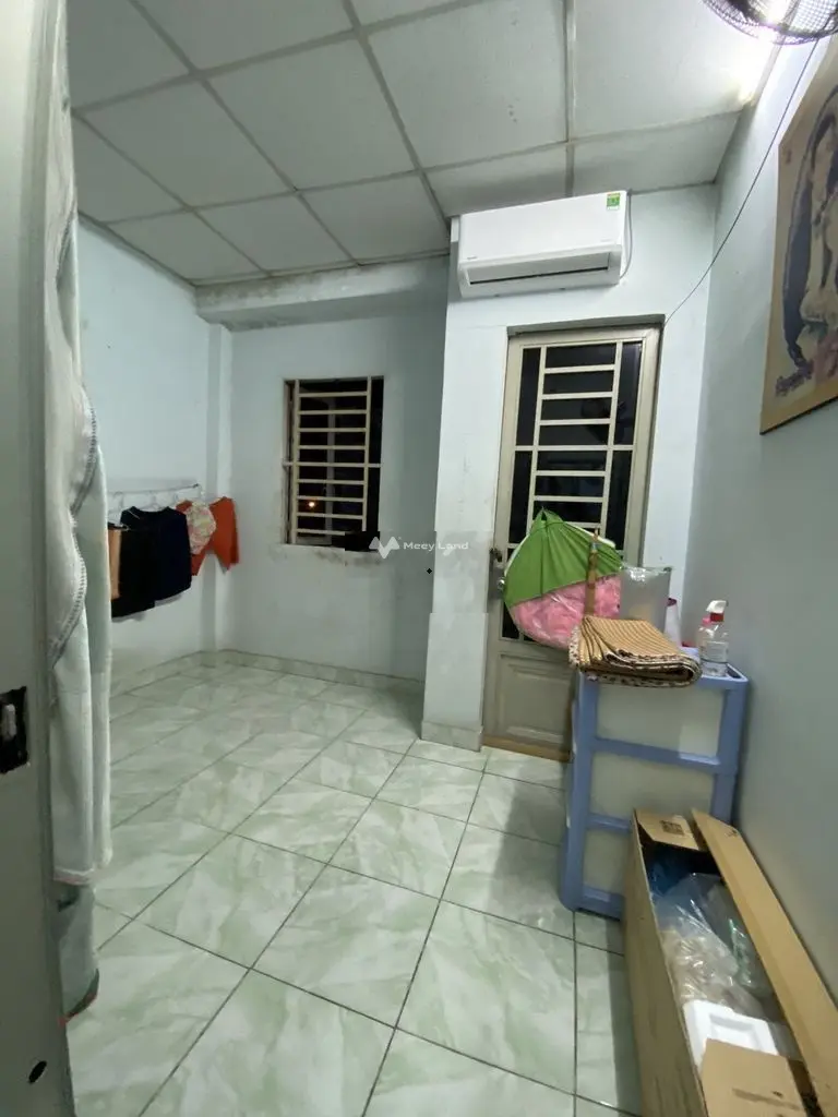 Bán nhà trệt lầu đúc kiên cố giá 980 triệu gần chợ Xuân thới Thượng