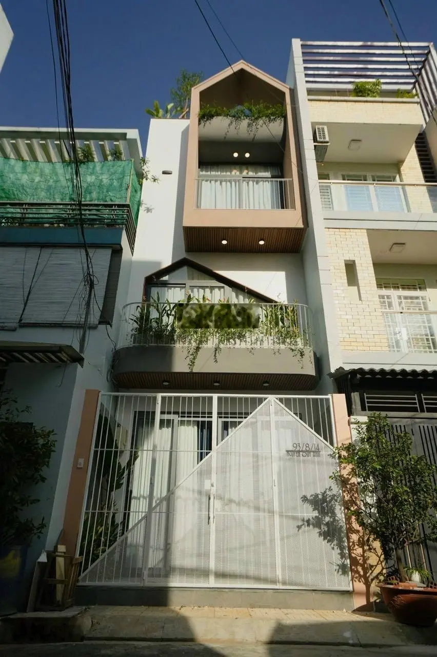 Định cư Úc cần bán nhà KD Nguyễn Quý Anh,Tân Phú-Giá:4.6tỷ DT 56m2 sổ hồng,kết cấu 1 trệt 2 lầu 1ST
