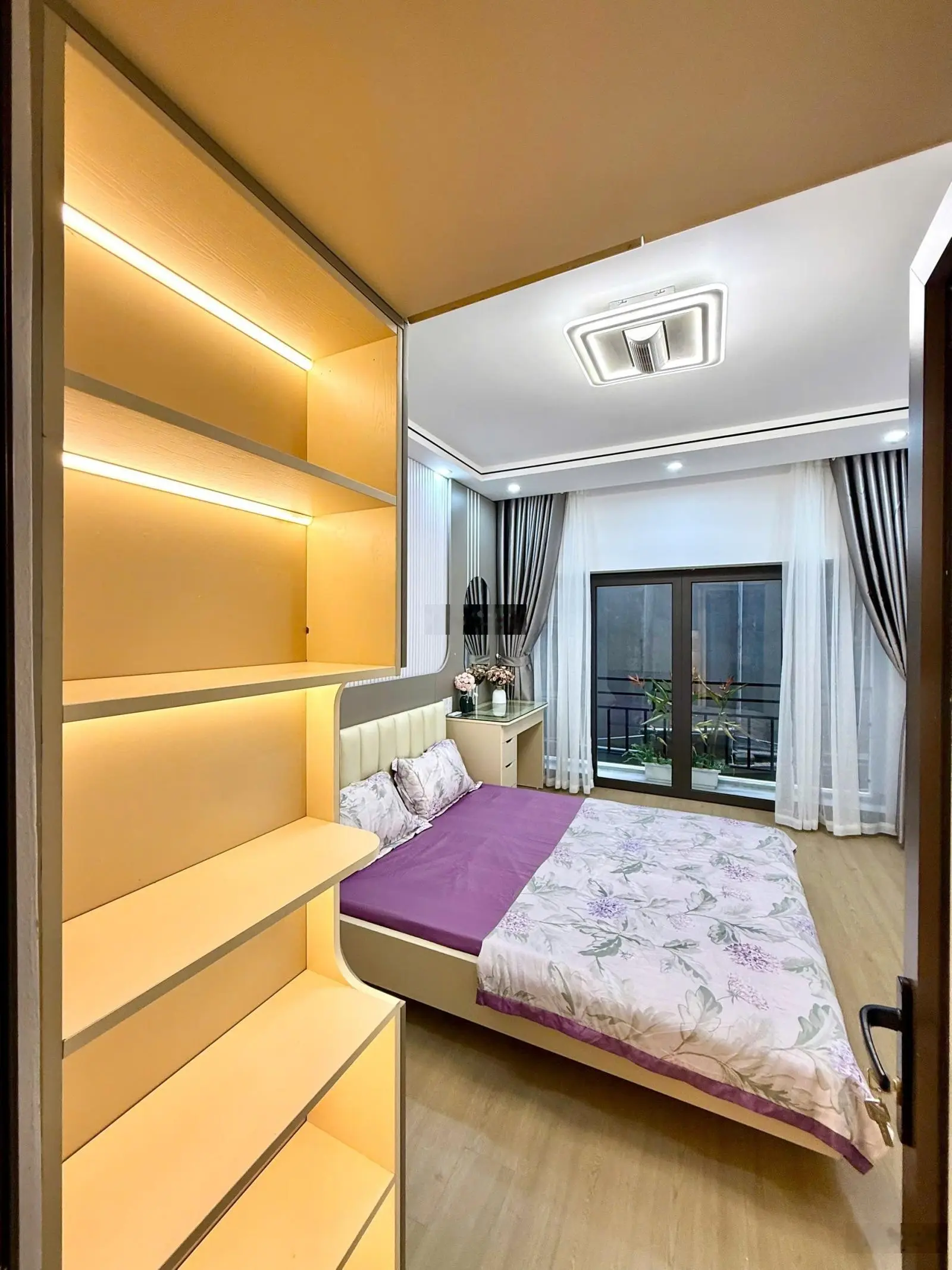 Sổ Đỏ tên tôi cần bán nhà phố TRUNG PHỤNG XÃ ĐÀN 29m2 4T 60m ra phố SĐCC giá nhỉnh 5 Tỷ