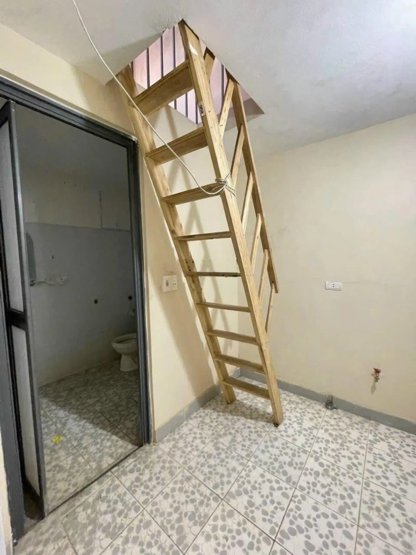 Cc cần bán đất tặng nhà C4 Phố Xốm Phú Lương DH Đại Nam 31m2 Giá 2.55 tỷ Lh 0978 939 ***