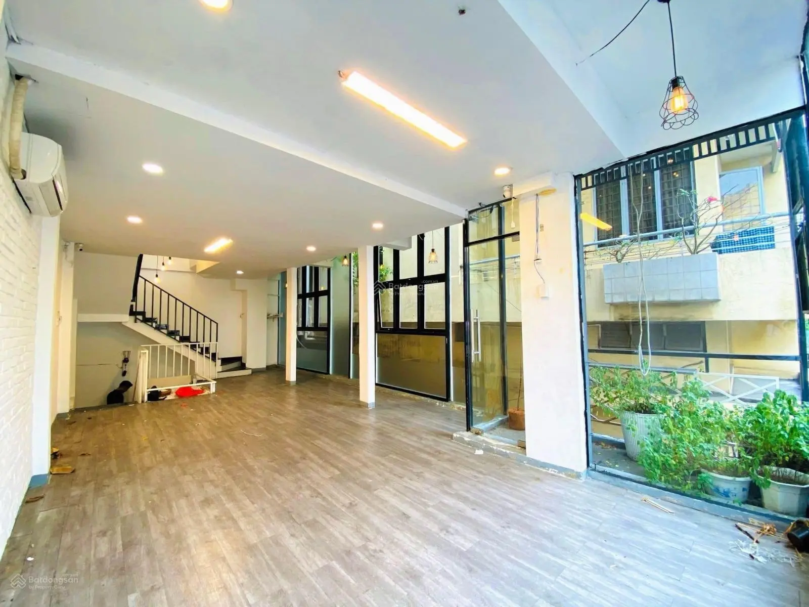 Chính chủ bán nhà đường Phan Văn Trị, Gò Vấp giá tốt, nhà đang cho thuê 17 triệu/tháng