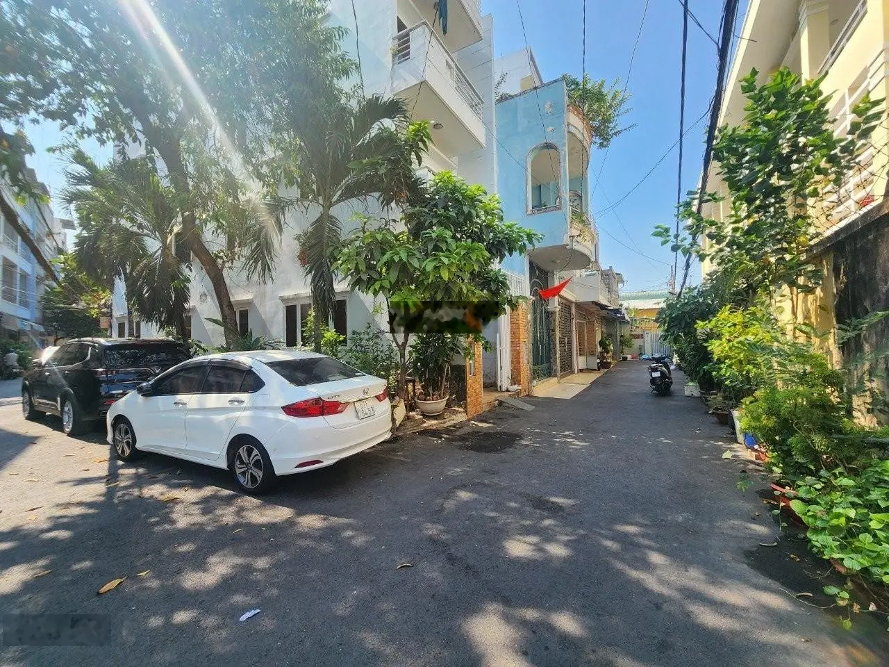 Đối diện Cityland Park Hills nhà HXH Phan Văn Trị (DT: 4x18m) - Cách MT đúng 30m giá 7,4 tỷ TL