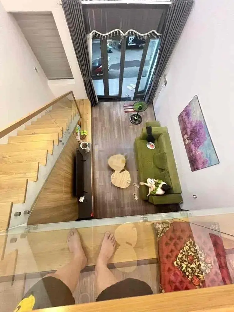 Chuyển chổ ở cần nhượng lại nhà gác kiệt rải nhựa Nguyễn Phước Nguyên