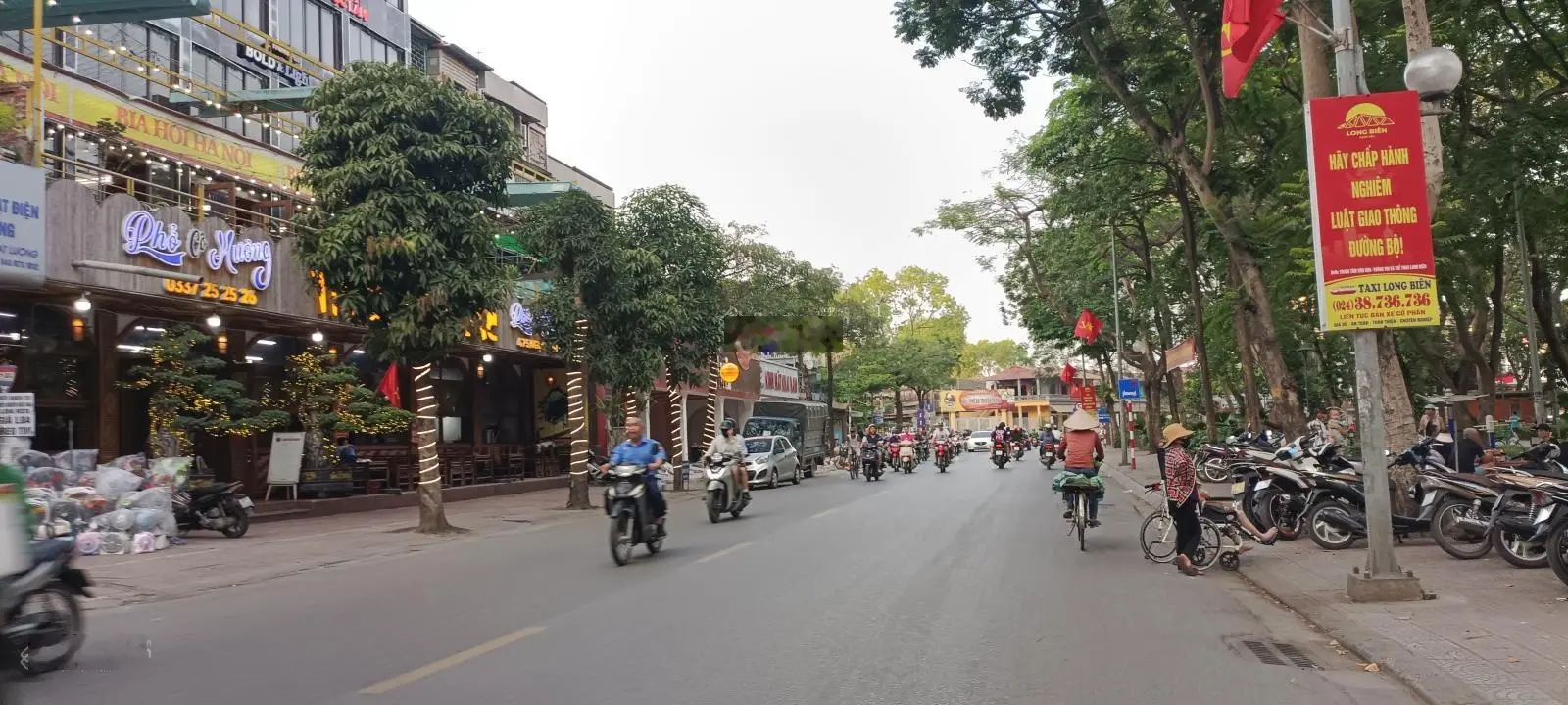 Bán nhà mặt phố Ngọc Lâm, Long Biên, DT 58m2 - LH: 0989 819 365