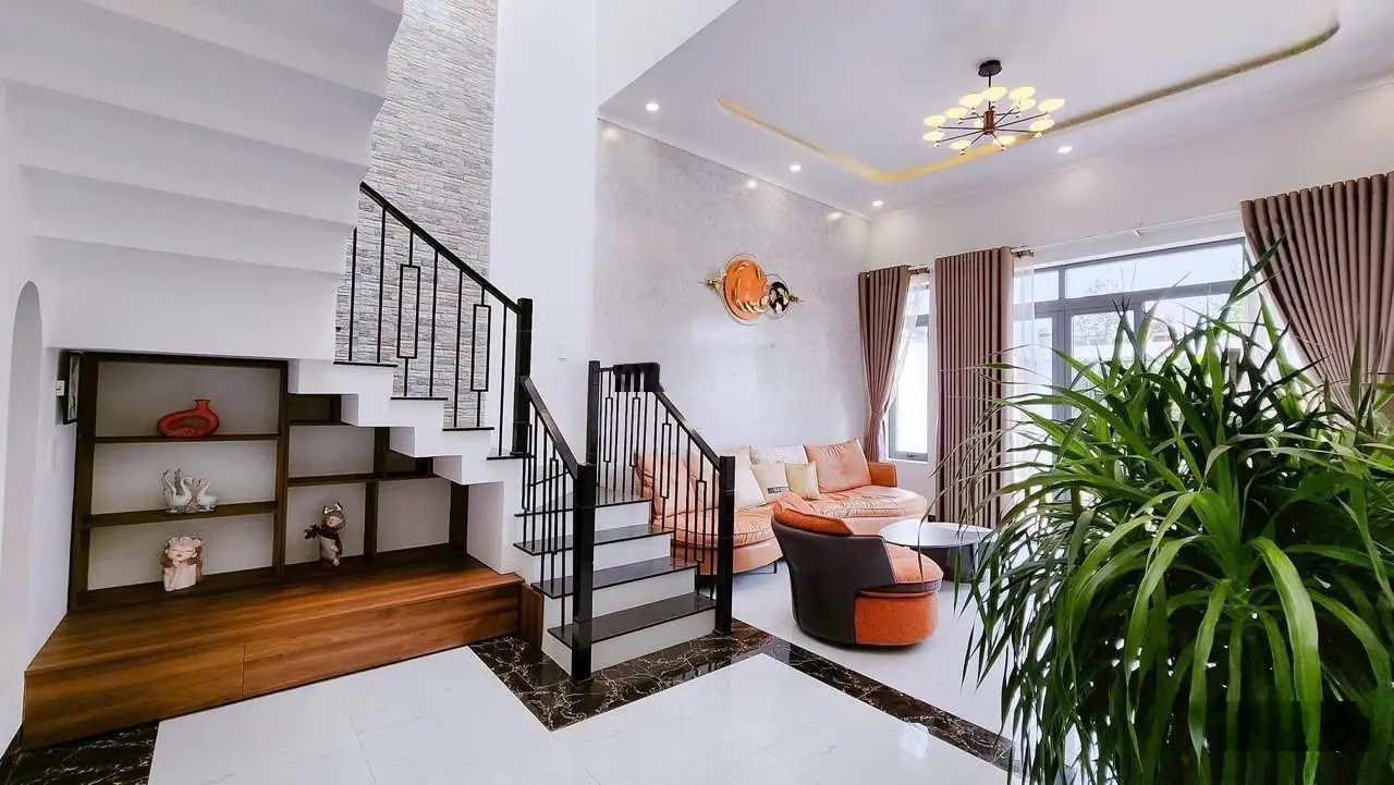 Bán nhanh nhà đẹp 184 Giải Phóng, ngay trung tâm Buôn Ma Thuột