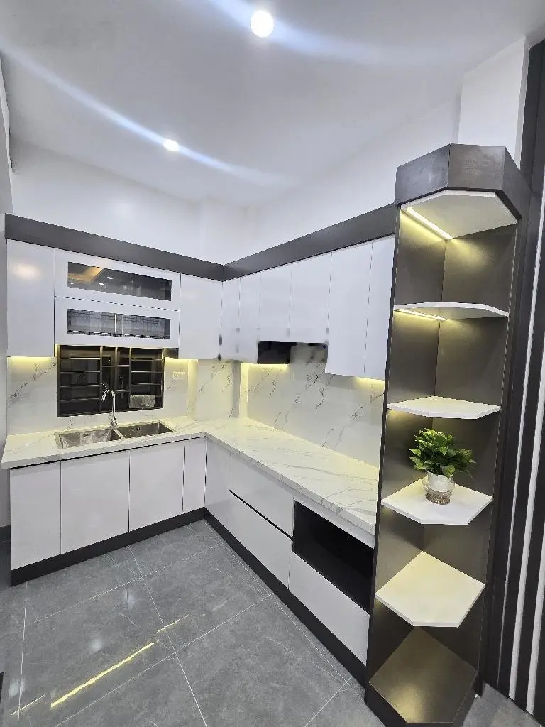 Nhà đẹp lung linh, xây mới full nội thất, diện tích 42m2 x 4 tầng, trung tâm Ngũ Hiệp, Thanh Trì
