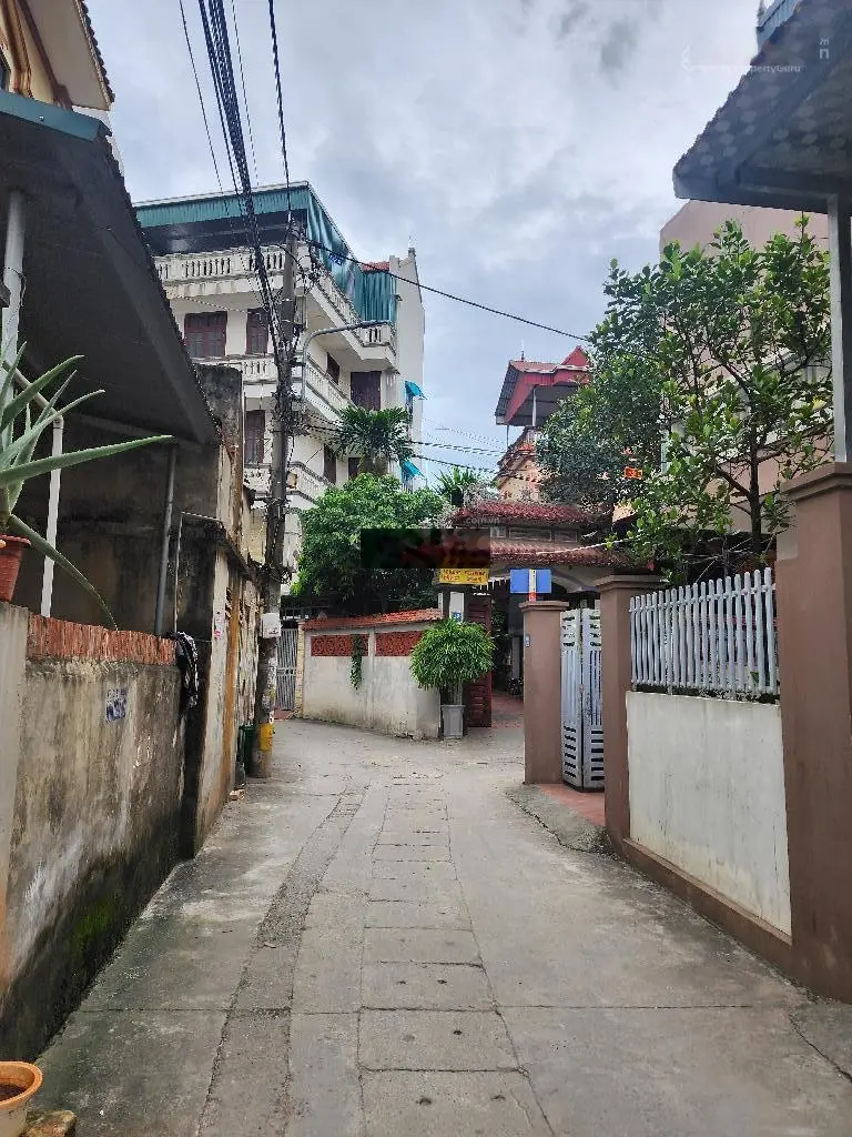Bán đất Ngãi Cầu _ Hoài Đức, ô tô đỗ cửa nhà, 83m2, 3,7 tỷ