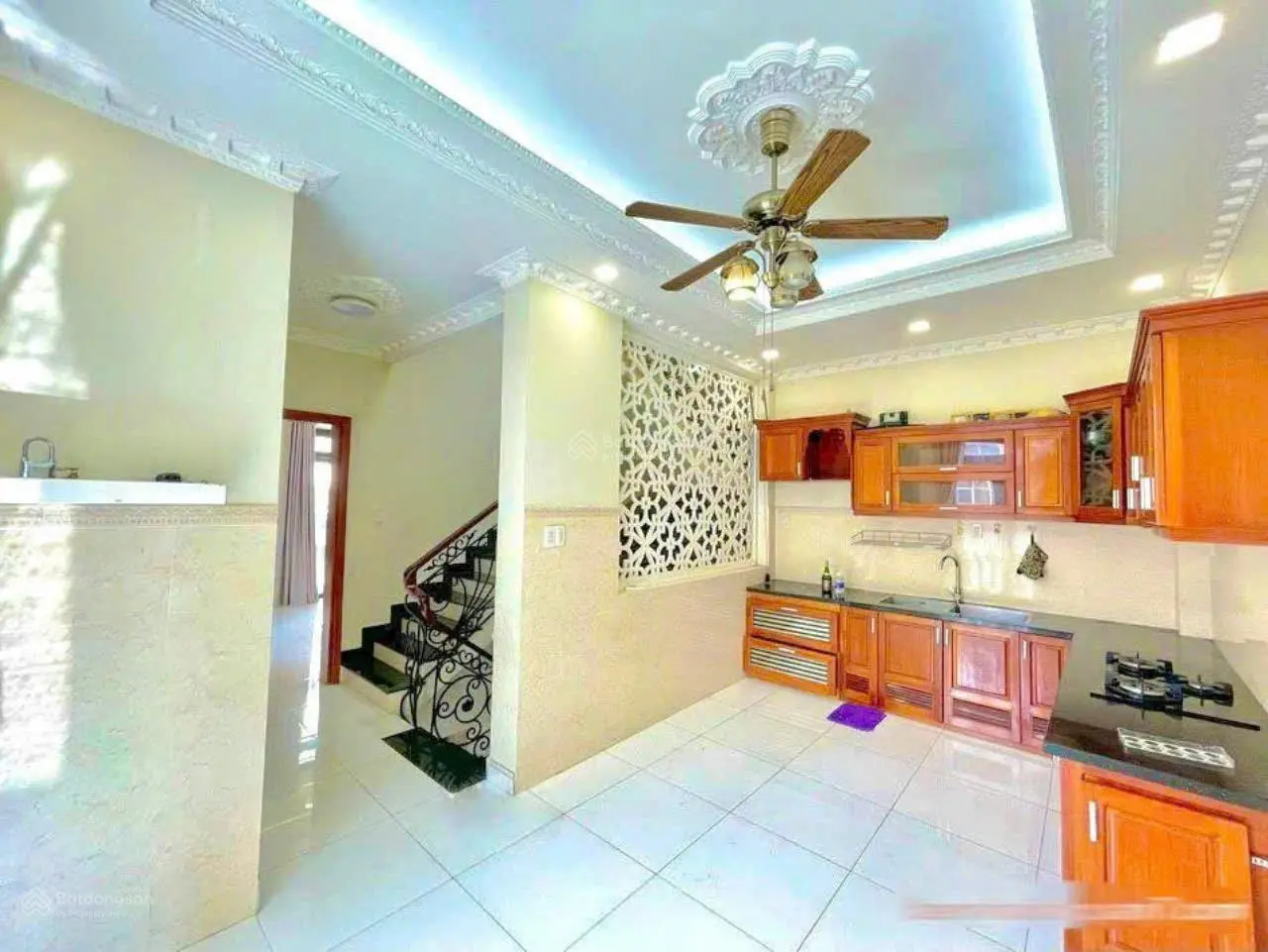 Bán biệt thự HXH Lê Thị Chơn, Q7 1 Trệt 3 lầu mặt tiền đường 6m, nội thất cao cấp
