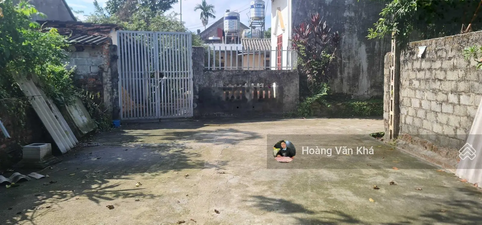 Bán nhà đất sẵn khuôn viên chỉ việc ở 682 m2 có 200 m2 thổ cư giá 7tr / 1m2