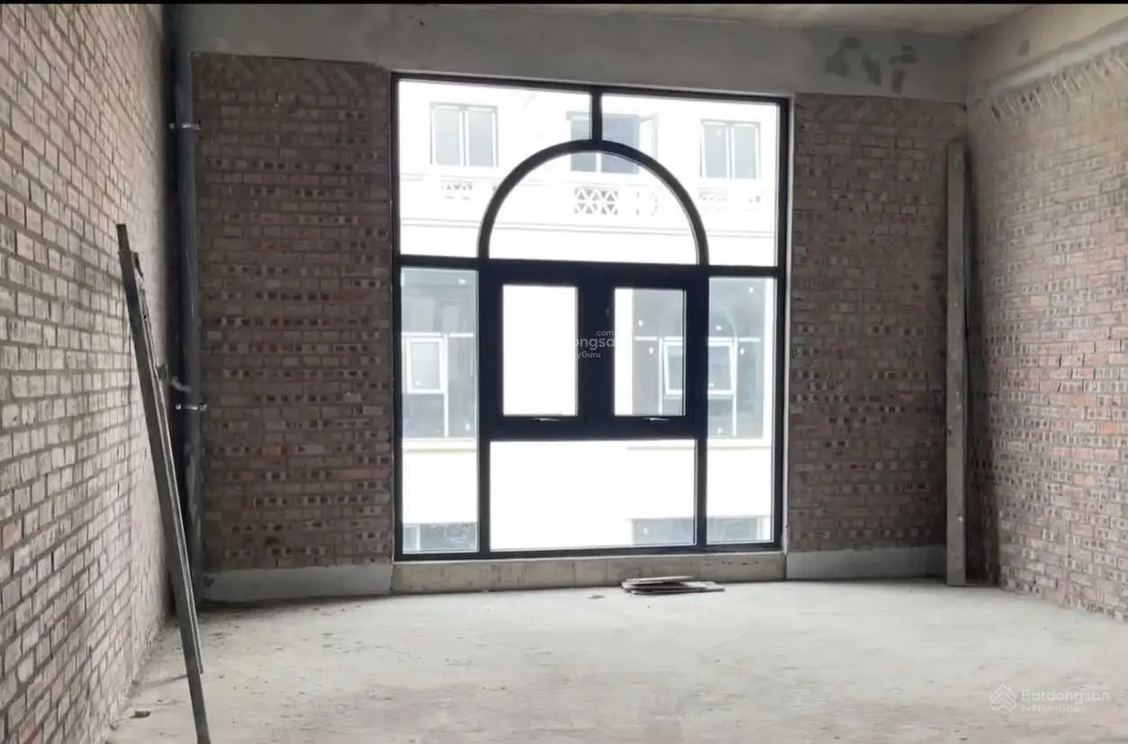Cần bán suất ngoại giao giá tốt nhất tại khu biệt thự Vinhomes Global Gate siêu Vip gần chung cư