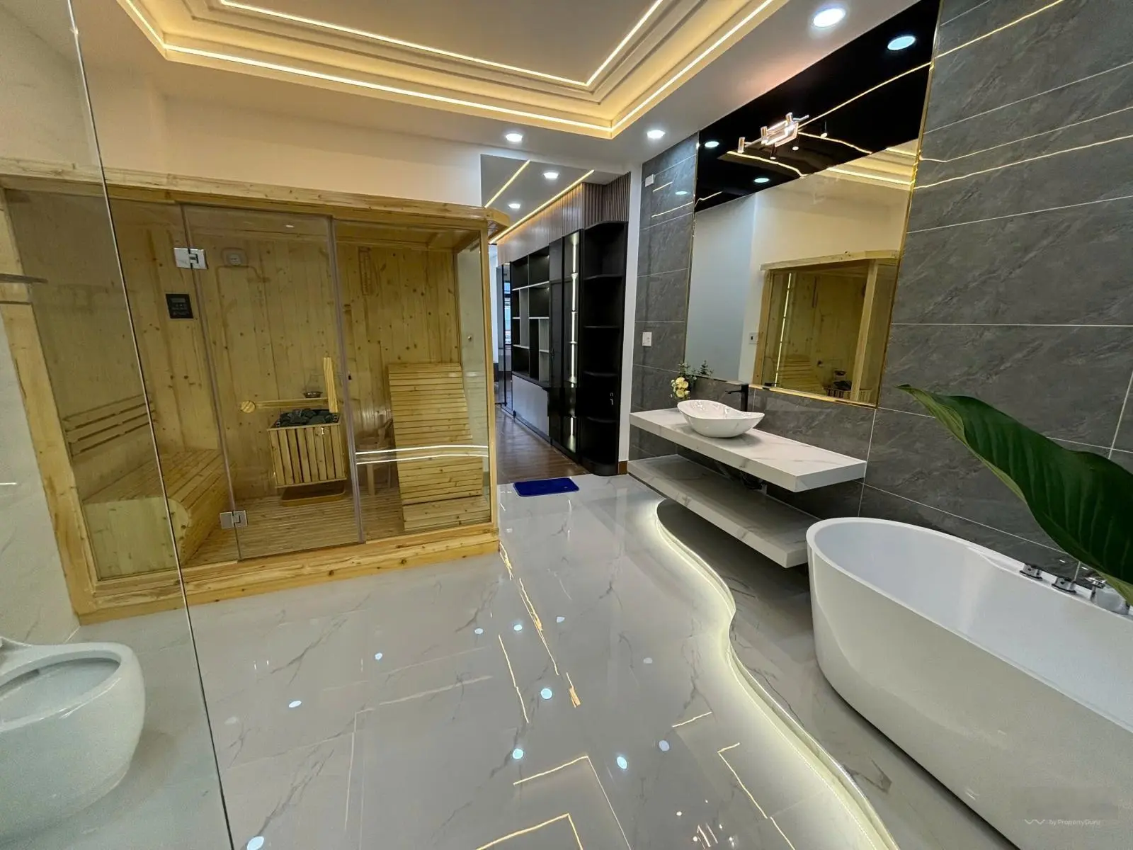 Bán nhà Ni sư huỳnh liên p10 tân bình 1 lửng 3 lầu 62m2