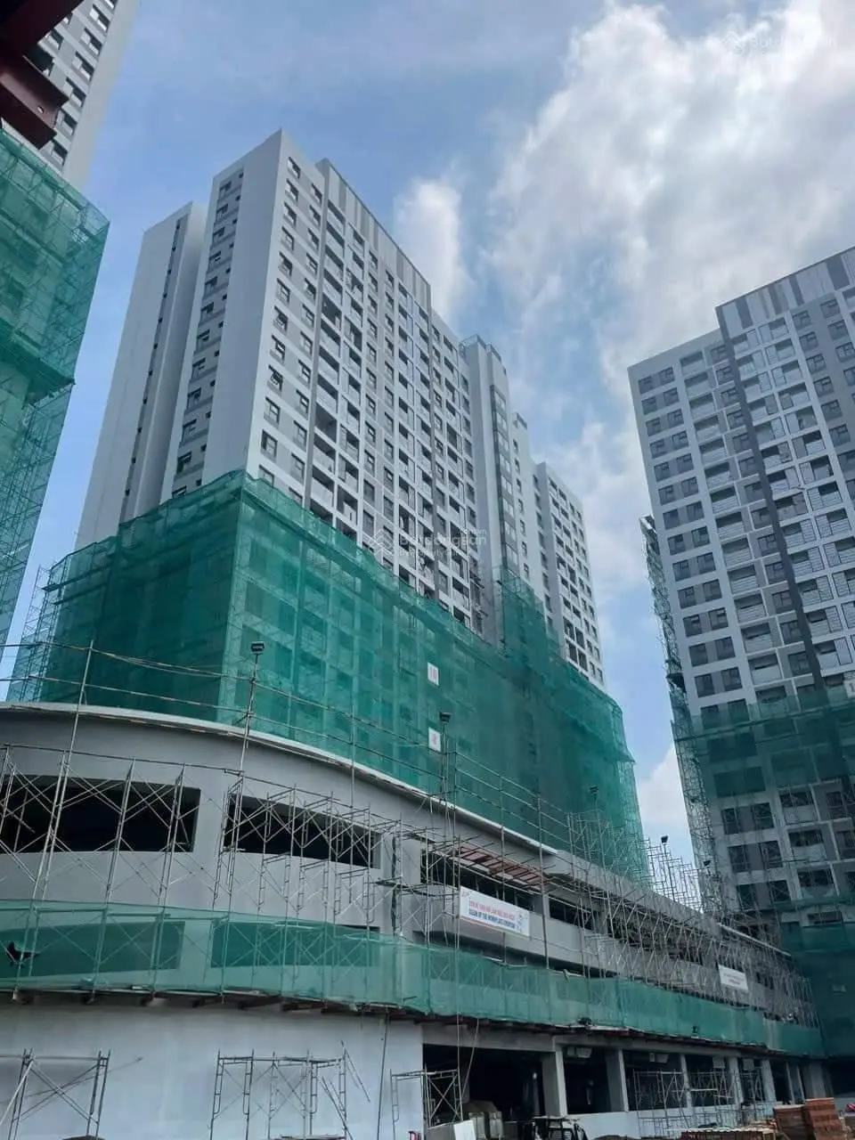 Cần bán nhanh 2 căn 1 phòng ngủ giảm 50tr so với giá hợp đồng bao hết thuế phí công chứng