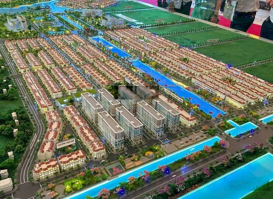 Mua ngay đợt đầu, được ngay giá gốc tại Sun Urban City Hà Nam. 8 suất CK x% cho khách booking sớm