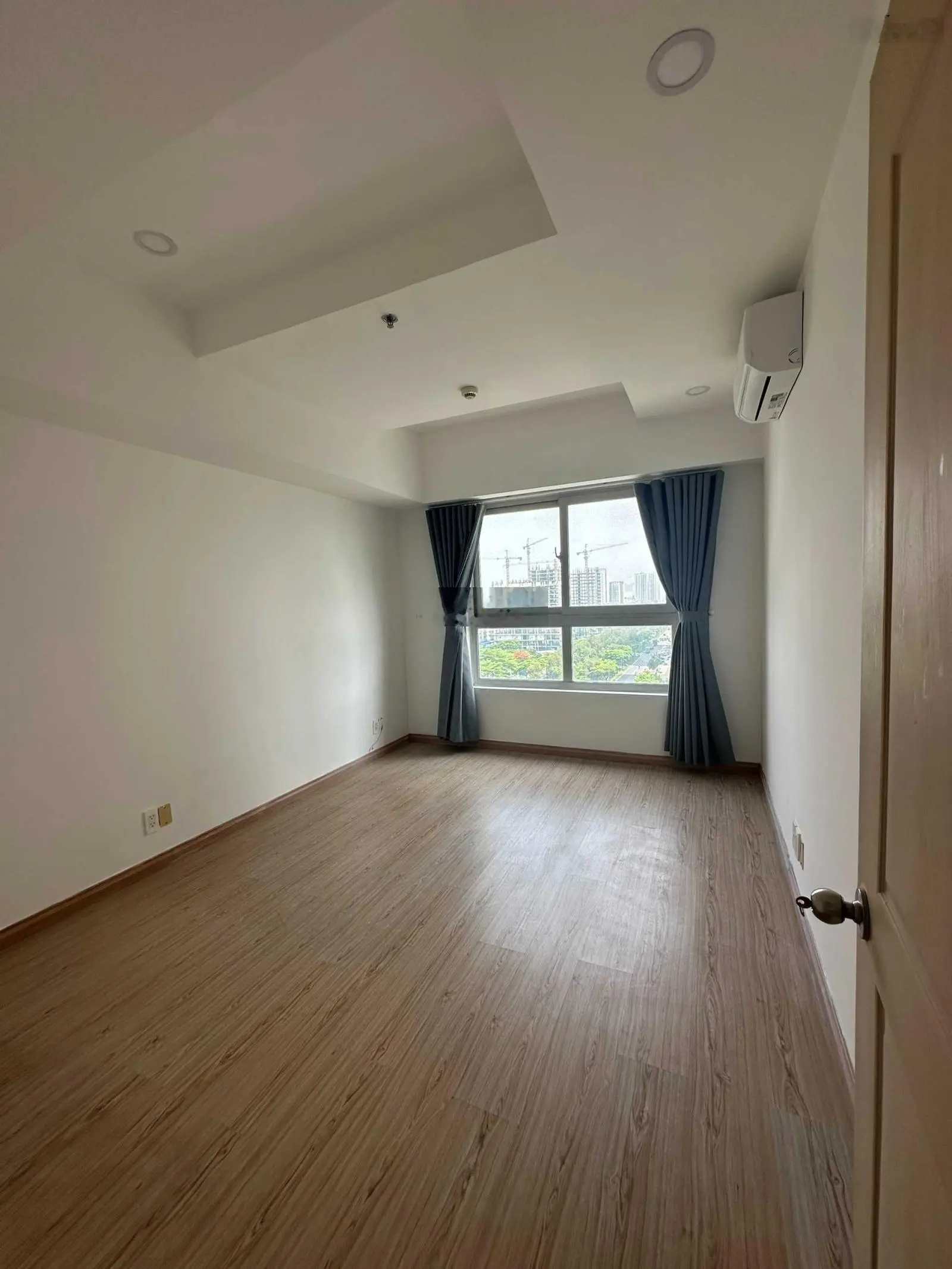 Giỏ hàng còn lại Dragon Hill 1 - Những căn 122m2 3 phòng ngủ view Đông Nam và 4 mặt thoáng hiếm