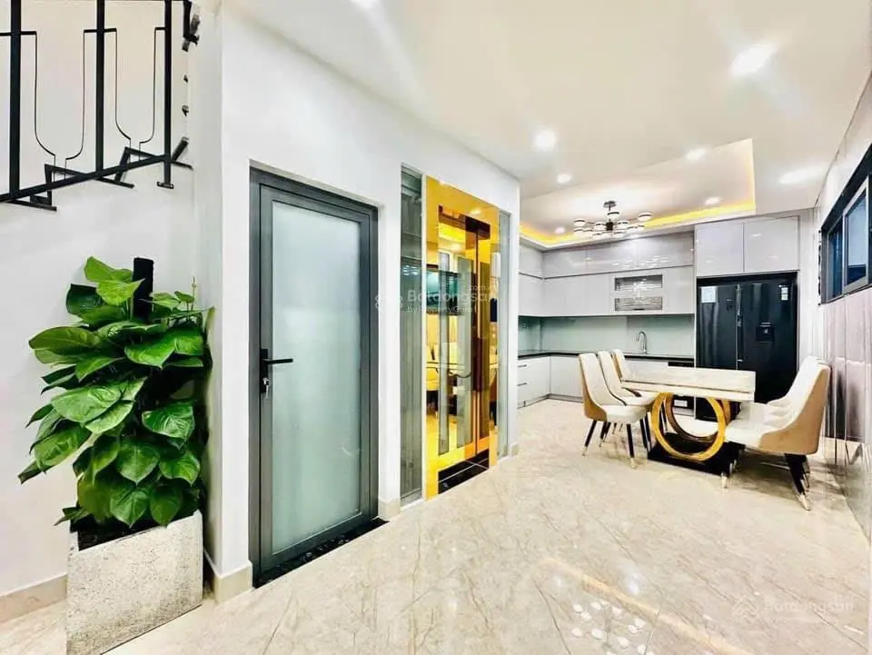 SẬP SÀN NHÀ ĐẸP CỨU CHỦ : MAI VĂN NGỌC P10 PHÚ NHUẬN DT 69M GIÁ 4TY170 CÓ HD CHO THUÊ 18TR / 1THANG