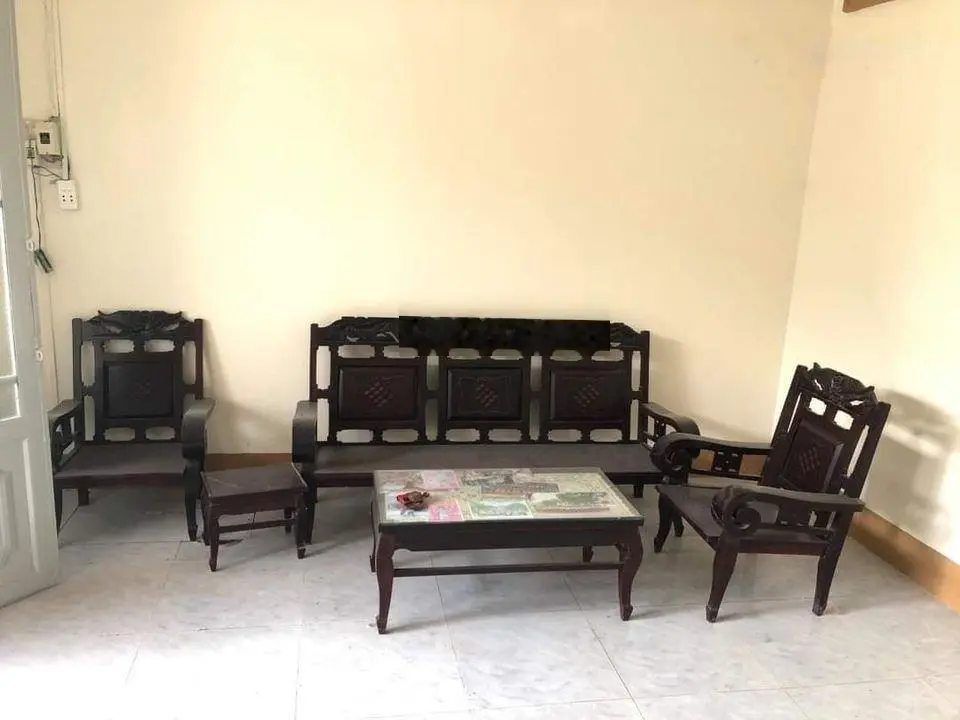Sang nhà cũ 5x20=100m2 đường Trần Văn Mười Hóc Môn gần chợ Bà Điểm , buôn bán đông đúc, sổ sẵn