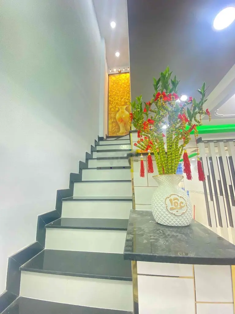 BÁN NHÀ TÔ HIỆU - 2 TẦNG - 32m2 (4x8) - NHÀ MỚI TÂN PHÚ - CHỈ 3 TỶ 5