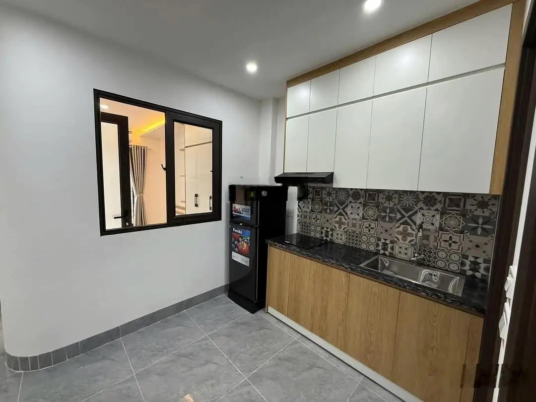 Bán Tòa Nhà Ngõ 38 Xuân La, Tây Hồ 88M,7 Tầng, MT 5M, Giá 24 tỷ - Víp - Ngay Ô Tô Tránh - Sát Phố.