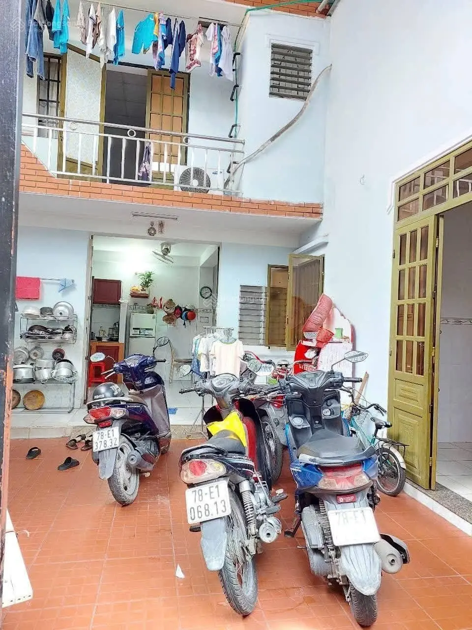 Nhà lầu gần chợ dĩ an 1 giá 2 tỷ 800 tl