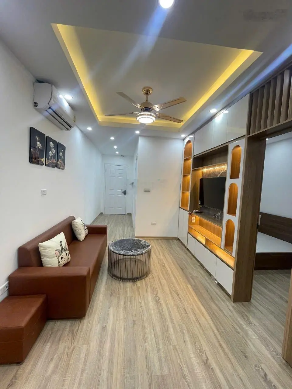 Bán căn 45.5m2 - 2ngủ&1vệ sinh HH4 Linh Đàm Hoàng Mai. Lh: 0966 455 *** em Thuỷ
